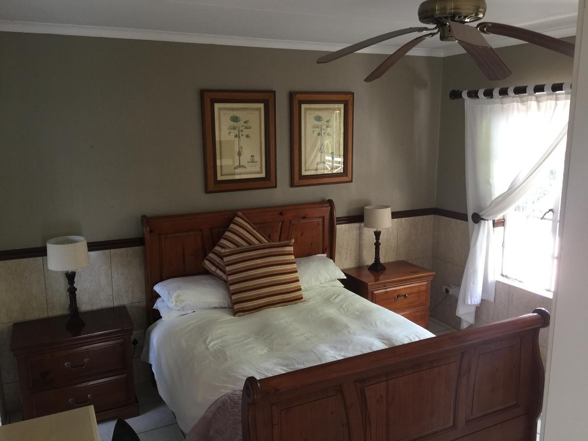 Summerview Guest Lodge Йоханесбург Екстериор снимка
