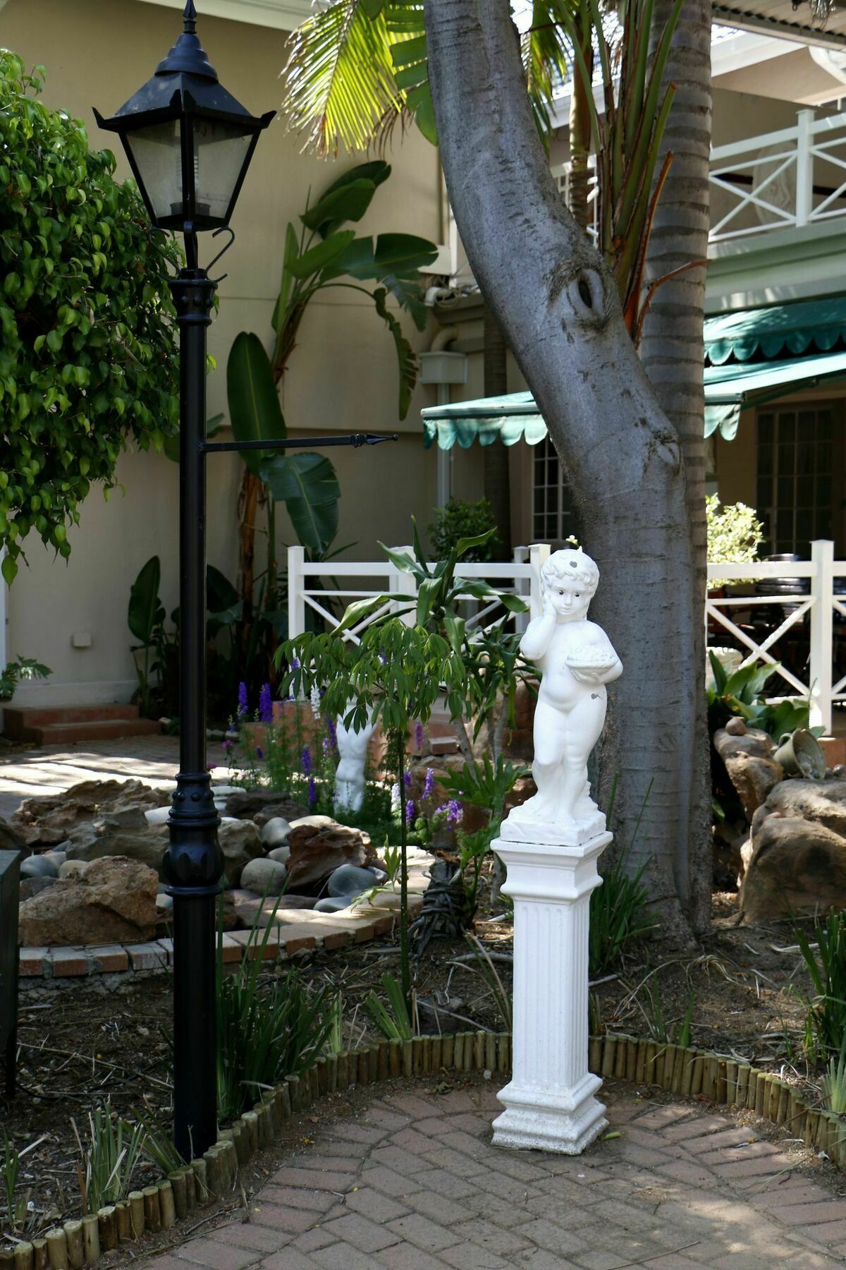 Summerview Guest Lodge Йоханесбург Екстериор снимка