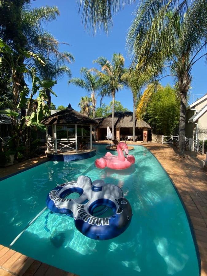 Summerview Guest Lodge Йоханесбург Екстериор снимка